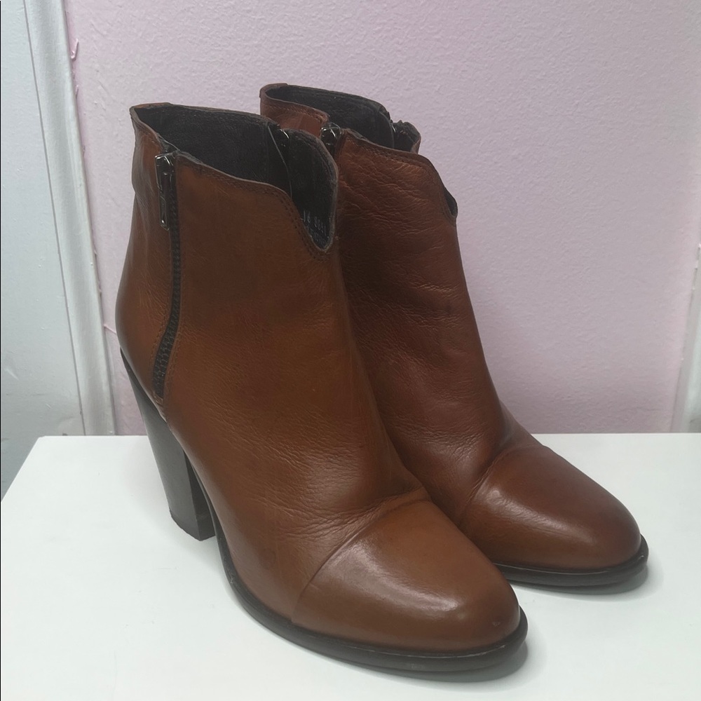 Boemos Brown Chestnut Leather Ankle Boots Size 7.5